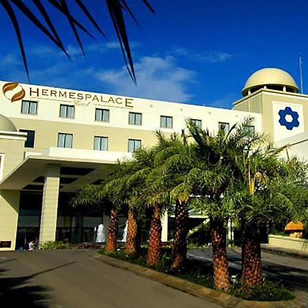 Hermes Palace Hotel Банда Ачех Екстериор снимка